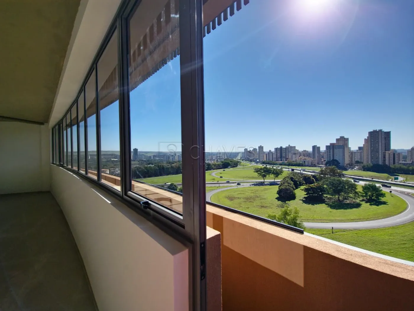 Alugar Comercial / Sala em Condom&iacute;nio em Ribeir&atilde;o Preto R$ 13.000,00 - Foto 5