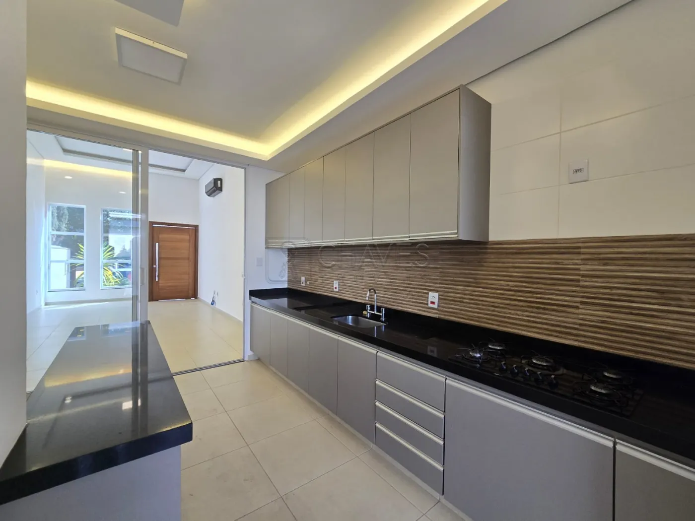 Alugar Casa / Condom&iacute;nio em Bonfim Paulista R$ 6.000,00 - Foto 3