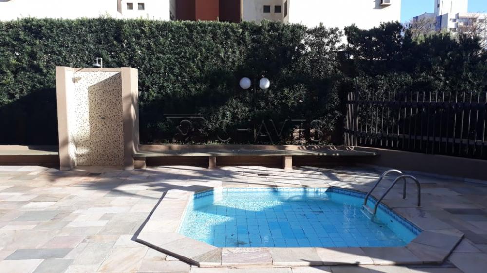 Alugar Apartamento / Padr&atilde;o em Ribeir&atilde;o Preto R$ 1.400,00 - Foto 17