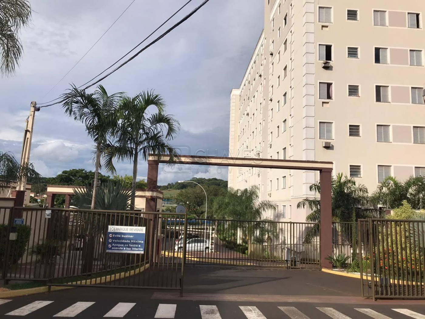 Alugar Apartamento / Padr&atilde;o em Ribeir&atilde;o Preto R$ 1.200,00 - Foto 1