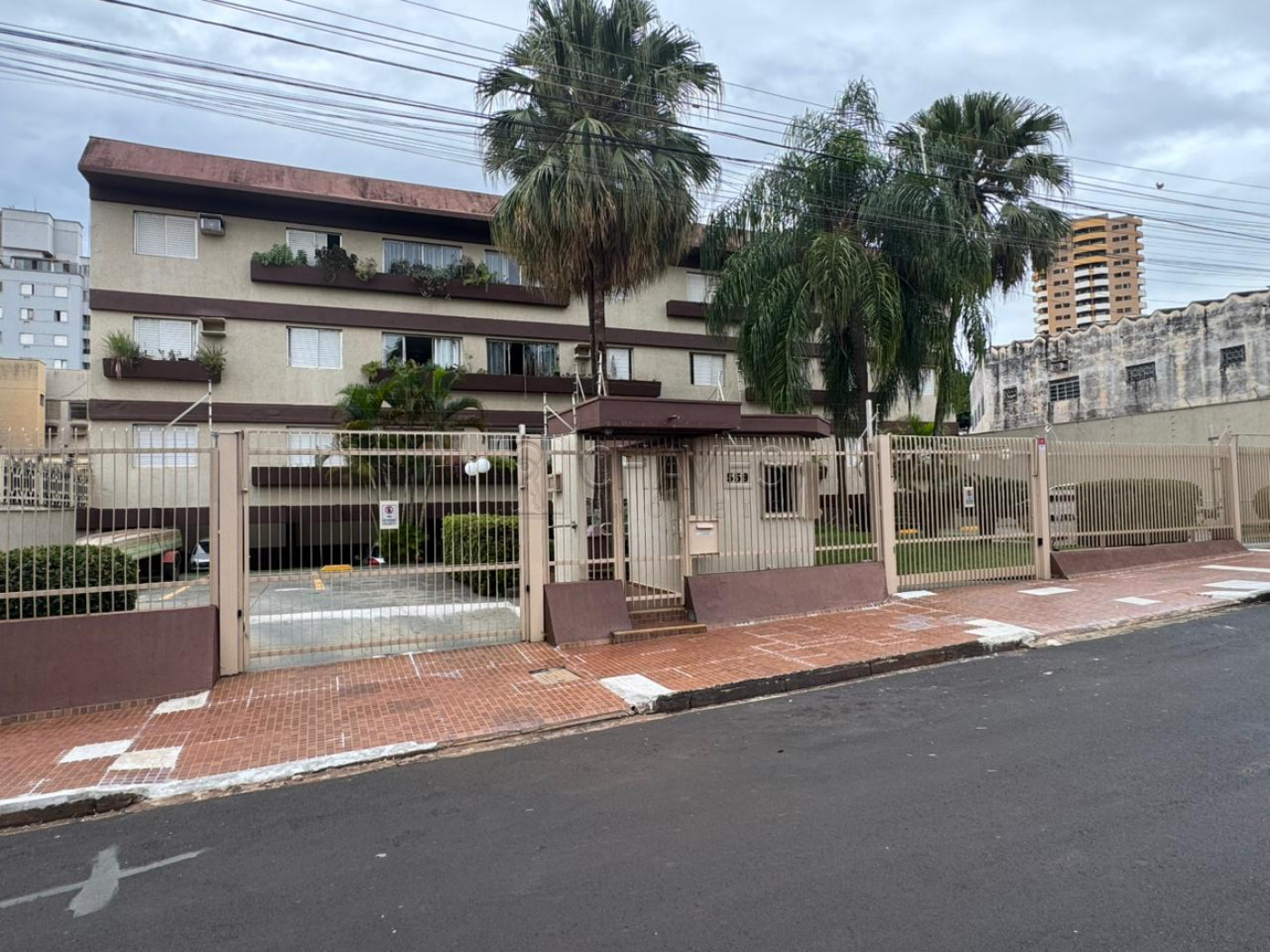 Alugar Apartamento / Padr&atilde;o em Ribeir&atilde;o Preto R$ 2.600,00 - Foto 14