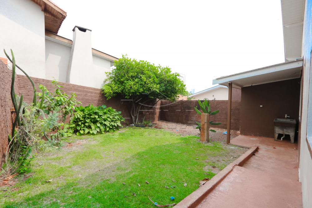 Alugar Casa / Padr&atilde;o em Toledo R$ 1.350,00 - Foto 4