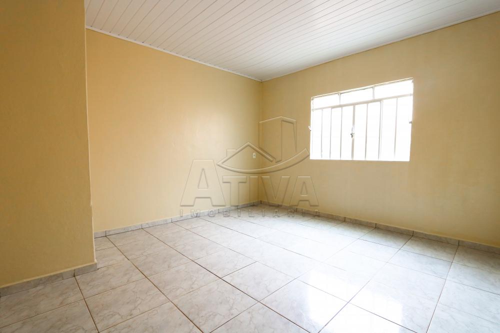 Alugar Casa / Padr&atilde;o em Toledo R$ 1.350,00 - Foto 13