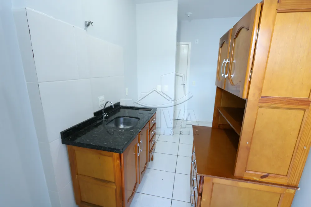 Alugar Apartamento / Padr&atilde;o em Toledo R$ 1.300,00 - Foto 16