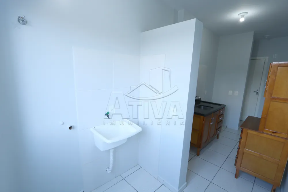 Alugar Apartamento / Padr&atilde;o em Toledo R$ 1.300,00 - Foto 18