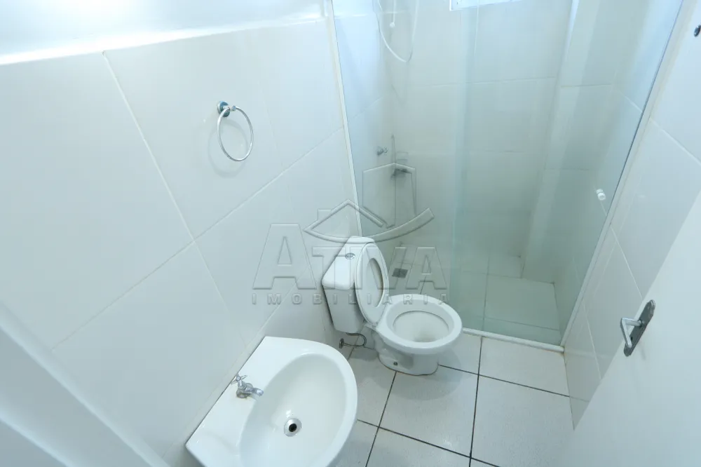 Alugar Apartamento / Padr&atilde;o em Toledo R$ 1.300,00 - Foto 25