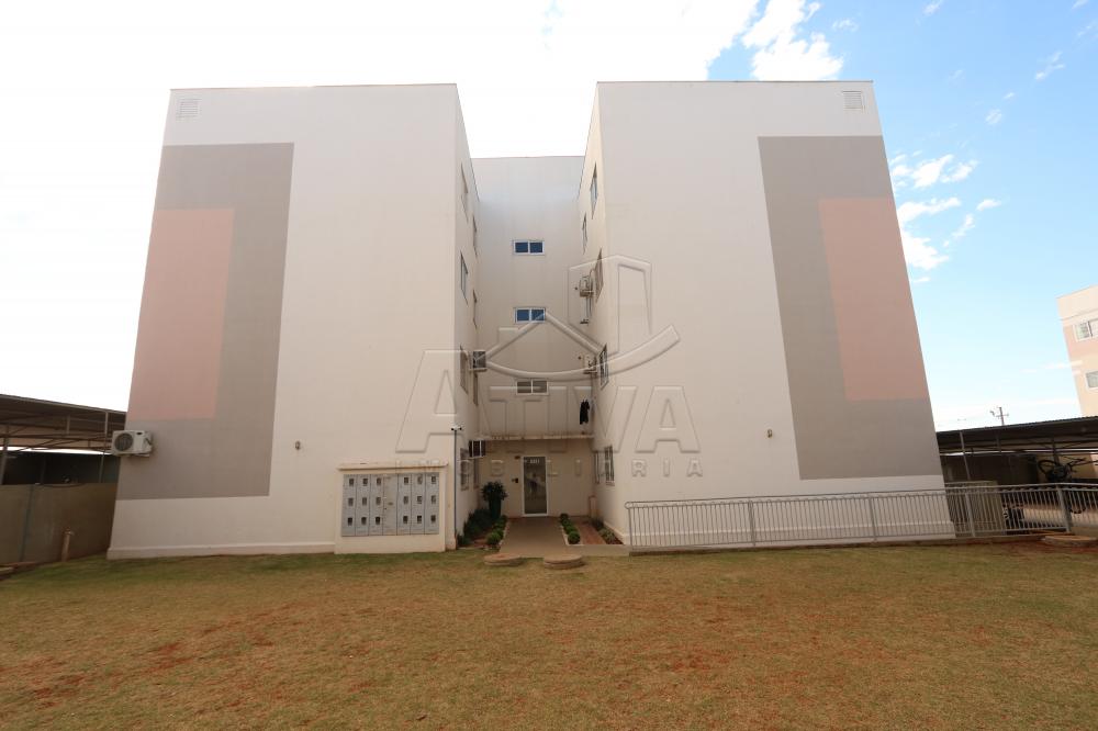 Alugar Apartamento / Padr&atilde;o em Toledo R$ 1.400,00 - Foto 17