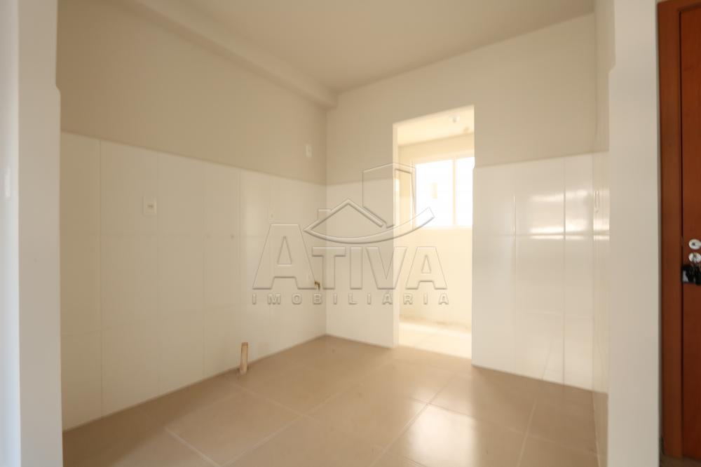 Alugar Apartamento / Padr&atilde;o em Toledo R$ 1.400,00 - Foto 22