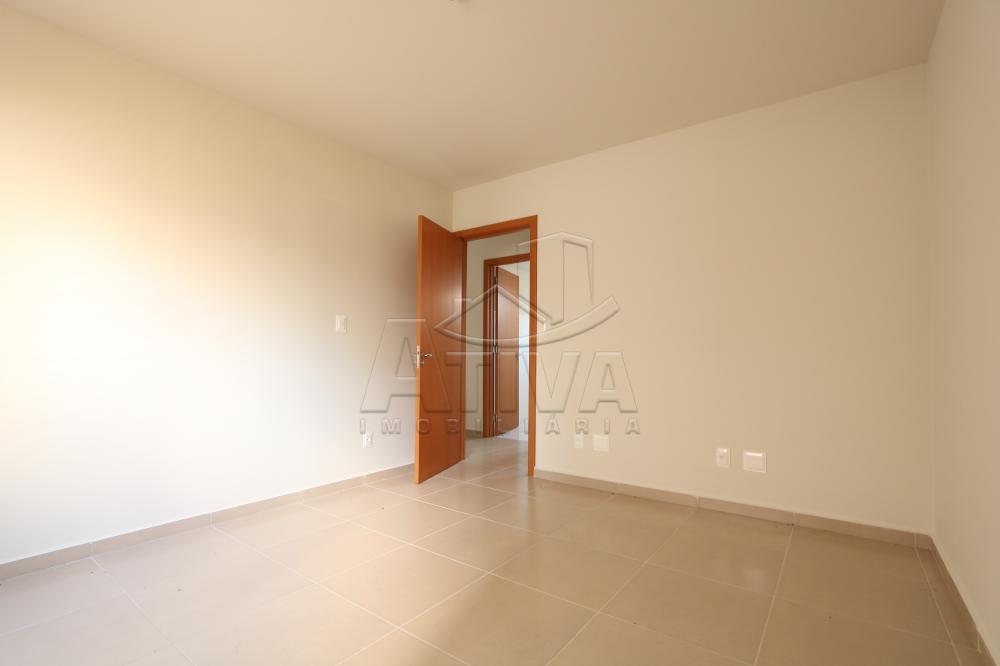 Alugar Apartamento / Padr&atilde;o em Toledo R$ 1.400,00 - Foto 27
