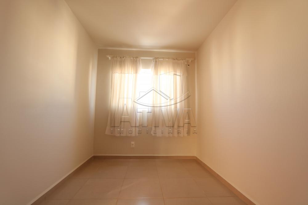 Alugar Apartamento / Padr&atilde;o em Toledo R$ 1.300,00 - Foto 19