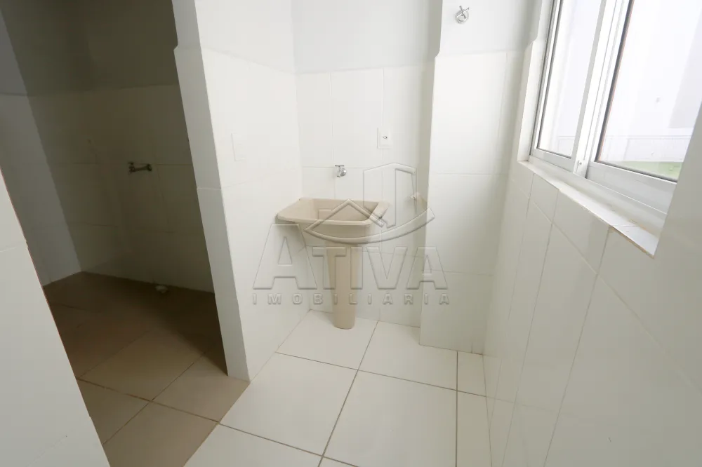 Alugar Apartamento / Padr&atilde;o em Toledo R$ 1.250,00 - Foto 9