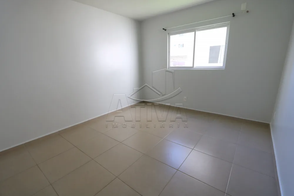 Alugar Apartamento / Padr&atilde;o em Toledo R$ 1.250,00 - Foto 13