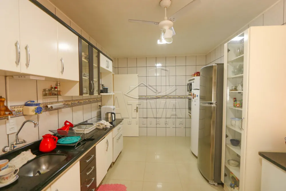 Comprar Casa / Padr&atilde;o em Toledo R$ 970.000,00 - Foto 5