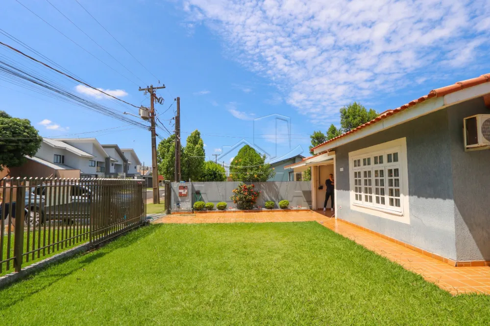 Comprar Casa / Padr&atilde;o em Toledo R$ 970.000,00 - Foto 2