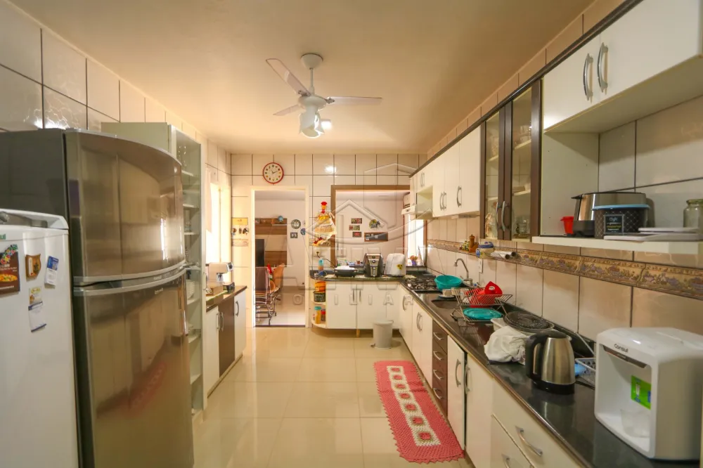 Comprar Casa / Padr&atilde;o em Toledo R$ 970.000,00 - Foto 6