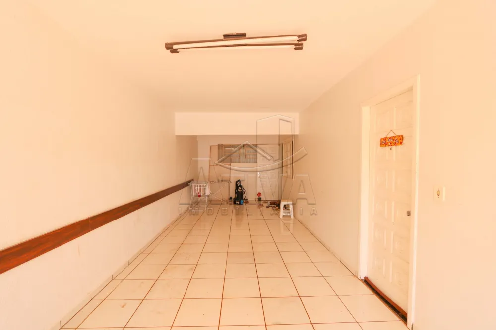 Comprar Casa / Padr&atilde;o em Toledo R$ 970.000,00 - Foto 3