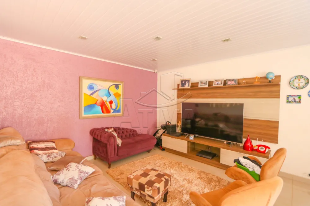 Comprar Casa / Padr&atilde;o em Toledo R$ 970.000,00 - Foto 4