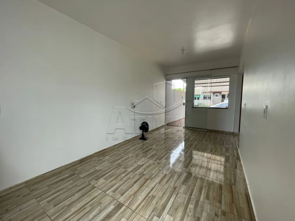 Alugar Casa / Padr&atilde;o em Toledo R$ 1.350,00 - Foto 12