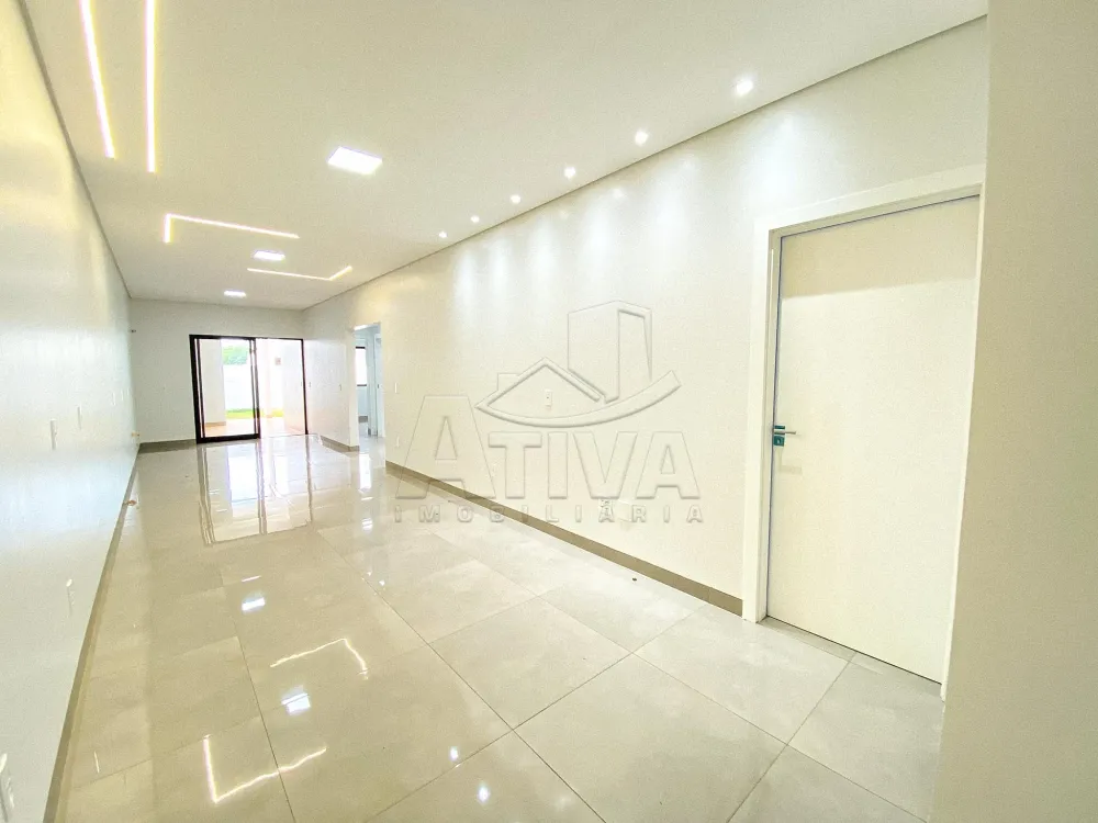 Comprar Casa / Padr&atilde;o em Toledo R$ 675.000,00 - Foto 2