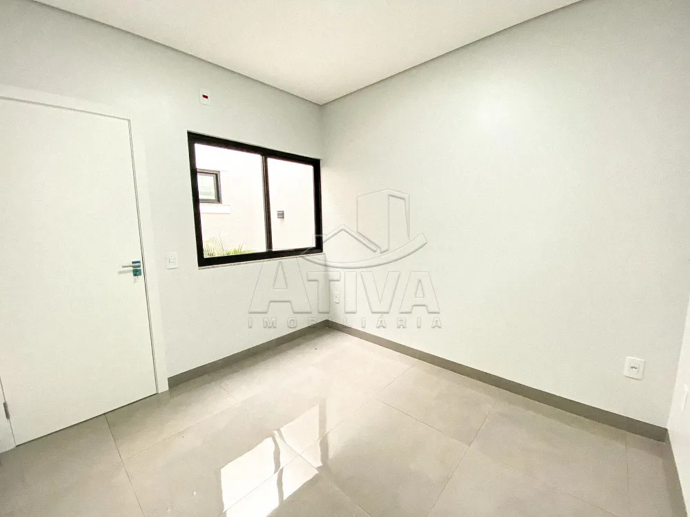 Comprar Casa / Padr&atilde;o em Toledo R$ 675.000,00 - Foto 11
