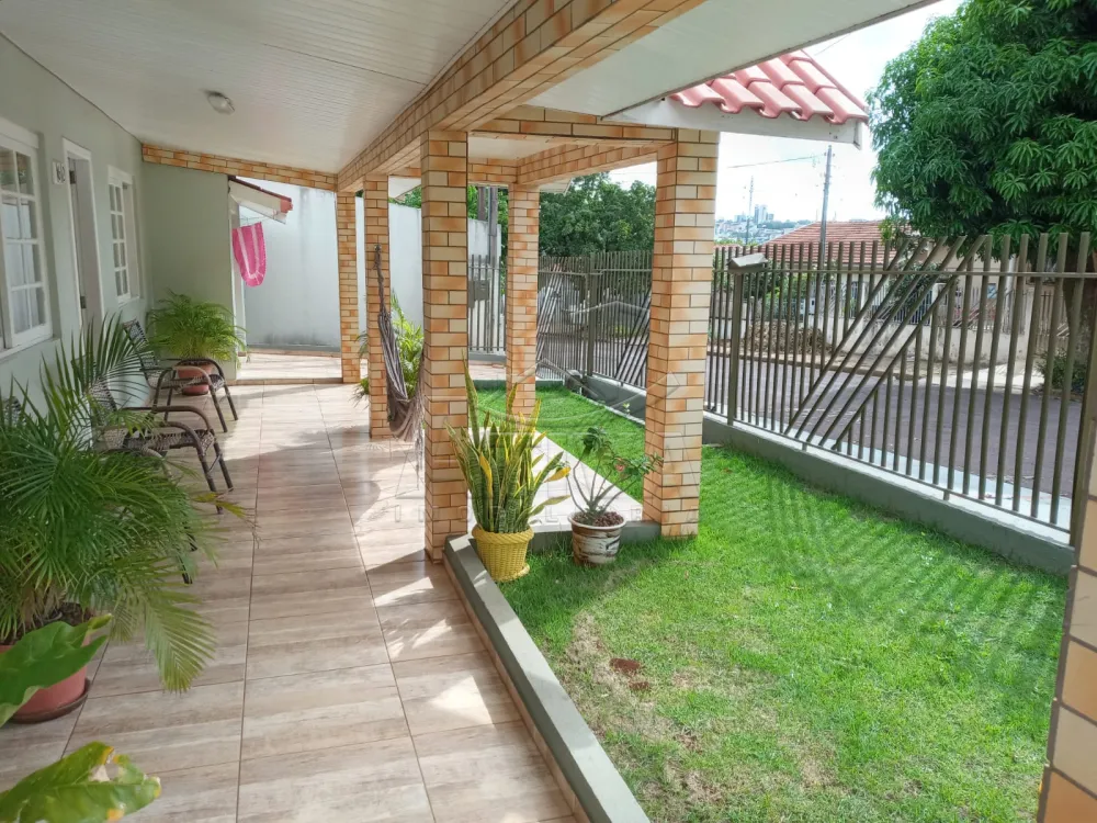 Comprar Casa / Padr&atilde;o em Toledo R$ 550.000,00 - Foto 2