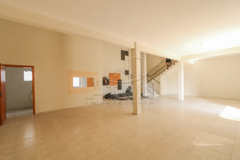 Alugar Comercial / Sala Comercial em Toledo R$ 5.800,00 - Foto 3