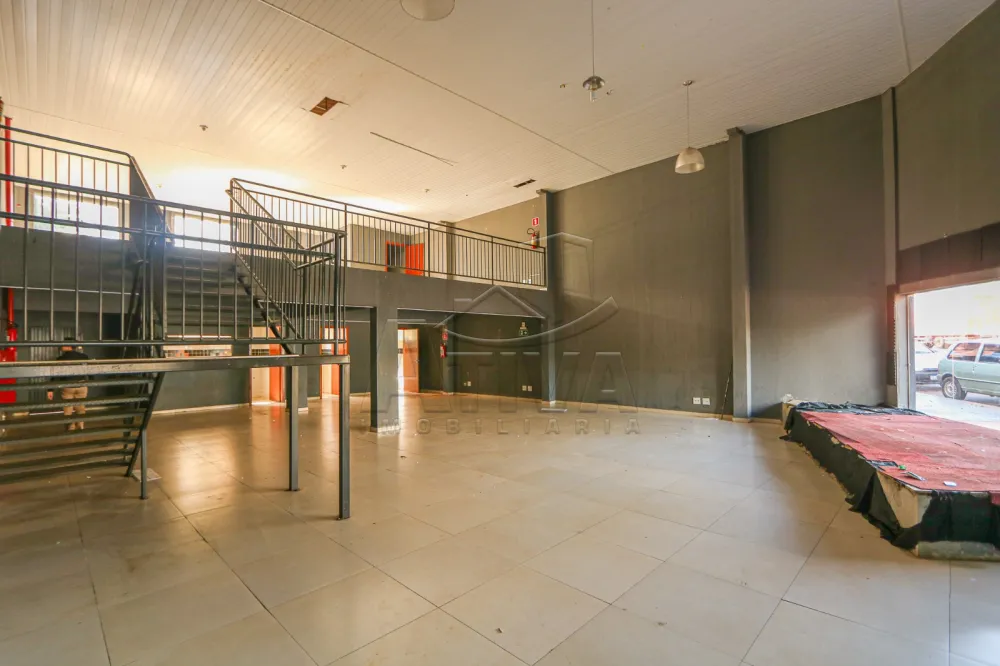 Alugar Comercial / Sala Comercial em Toledo R$ 6.000,00 - Foto 3