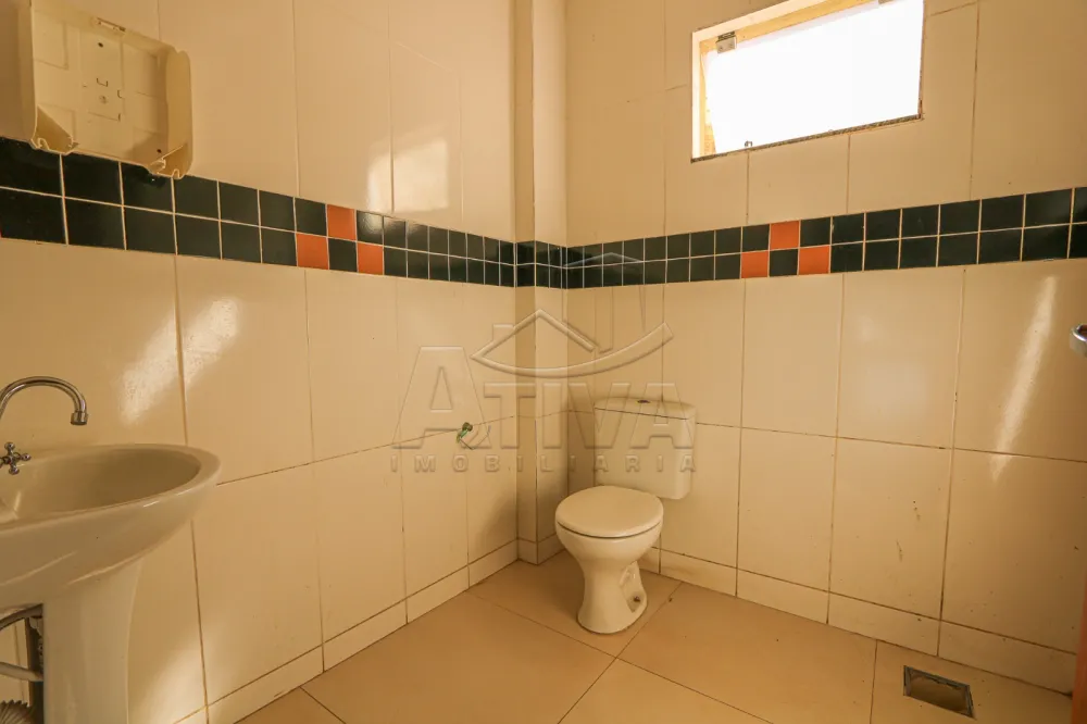 Alugar Comercial / Sala Comercial em Toledo R$ 6.000,00 - Foto 9