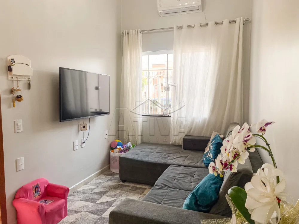 Comprar Casa / Padr&atilde;o em Toledo R$ 370.000,00 - Foto 3