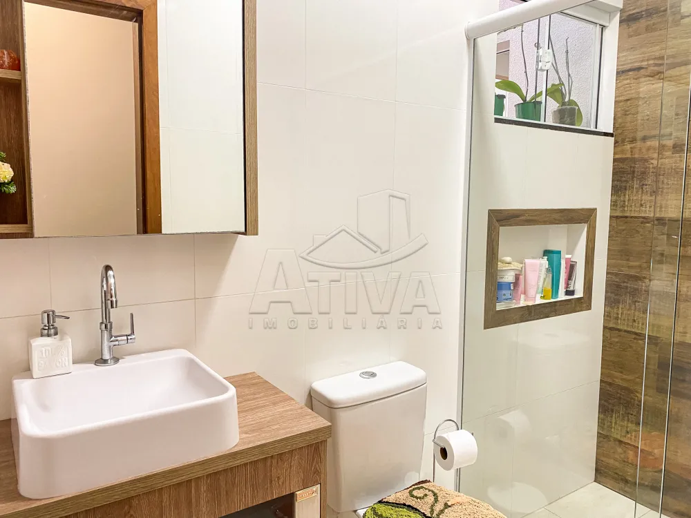 Comprar Casa / Padr&atilde;o em Toledo R$ 370.000,00 - Foto 6