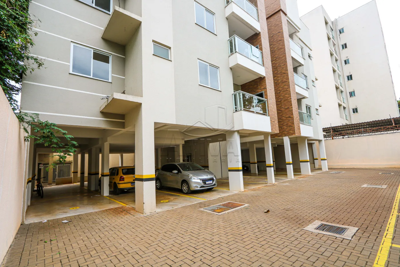 Alugar Apartamento / Padr&atilde;o em Toledo R$ 1.750,00 - Foto 15