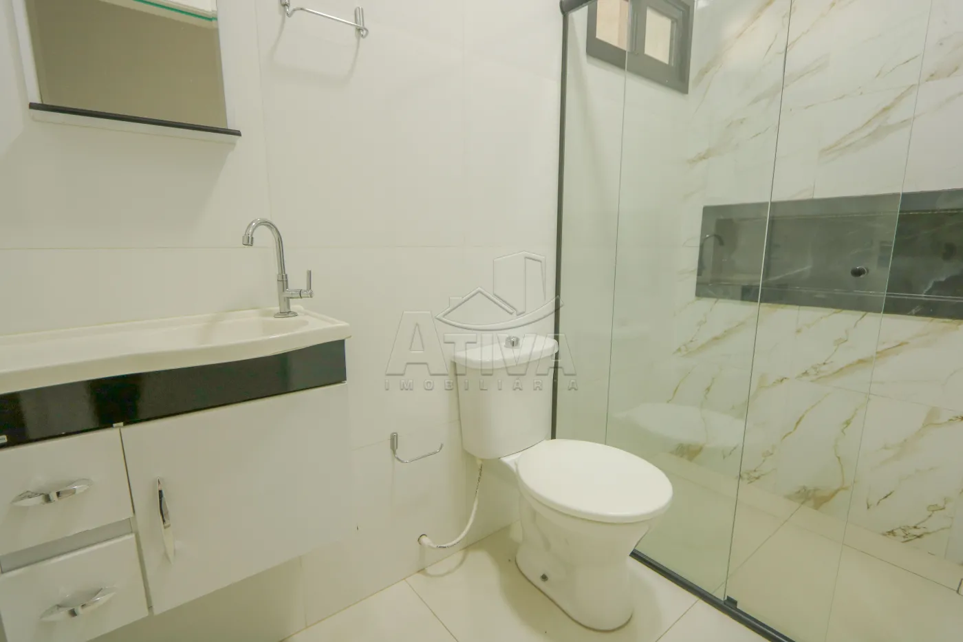 Alugar Casa / Padr&atilde;o em Toledo R$ 1.850,00 - Foto 6