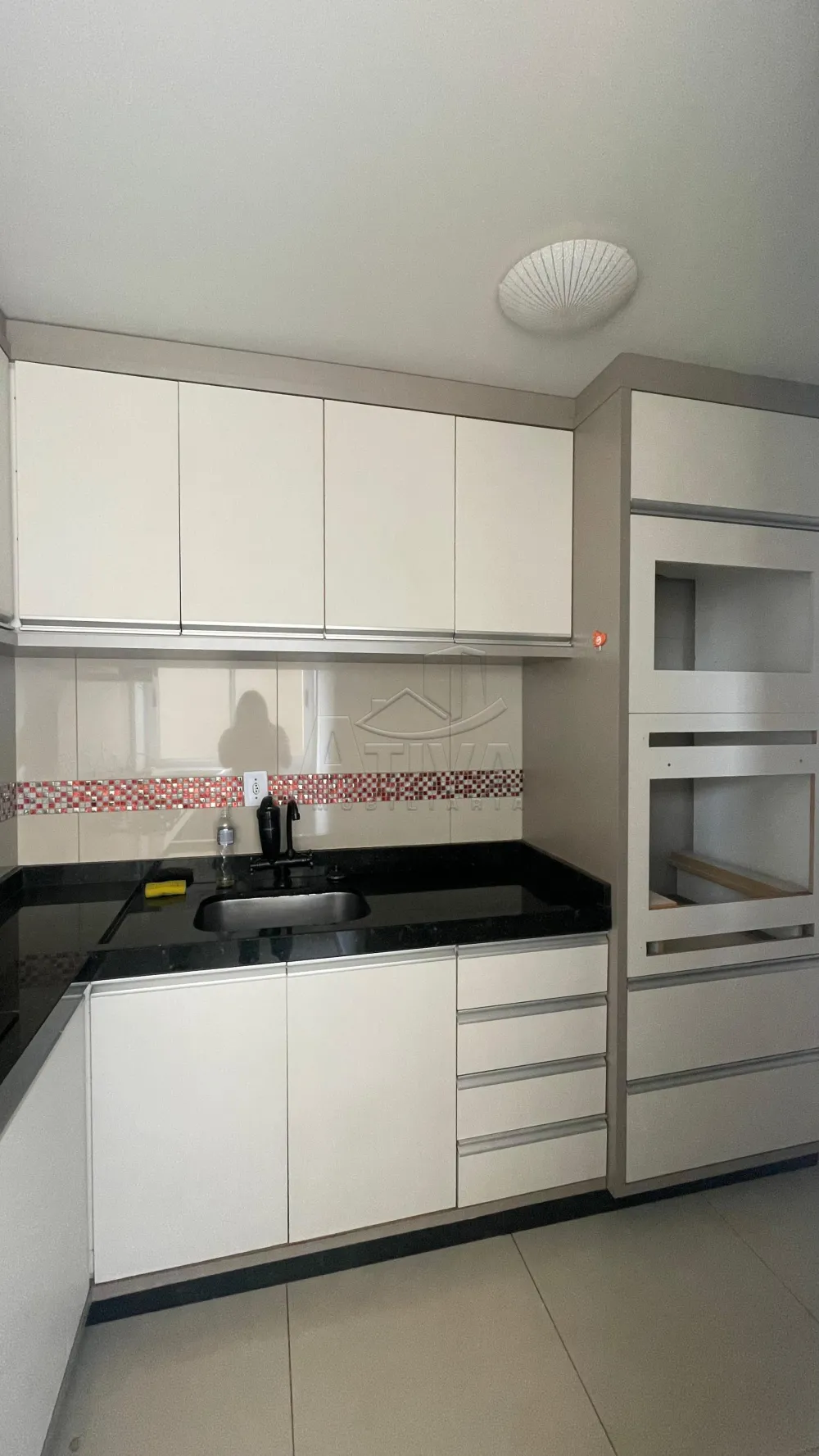 Alugar Apartamento / Padr&atilde;o em Toledo R$ 1.650,00 - Foto 6