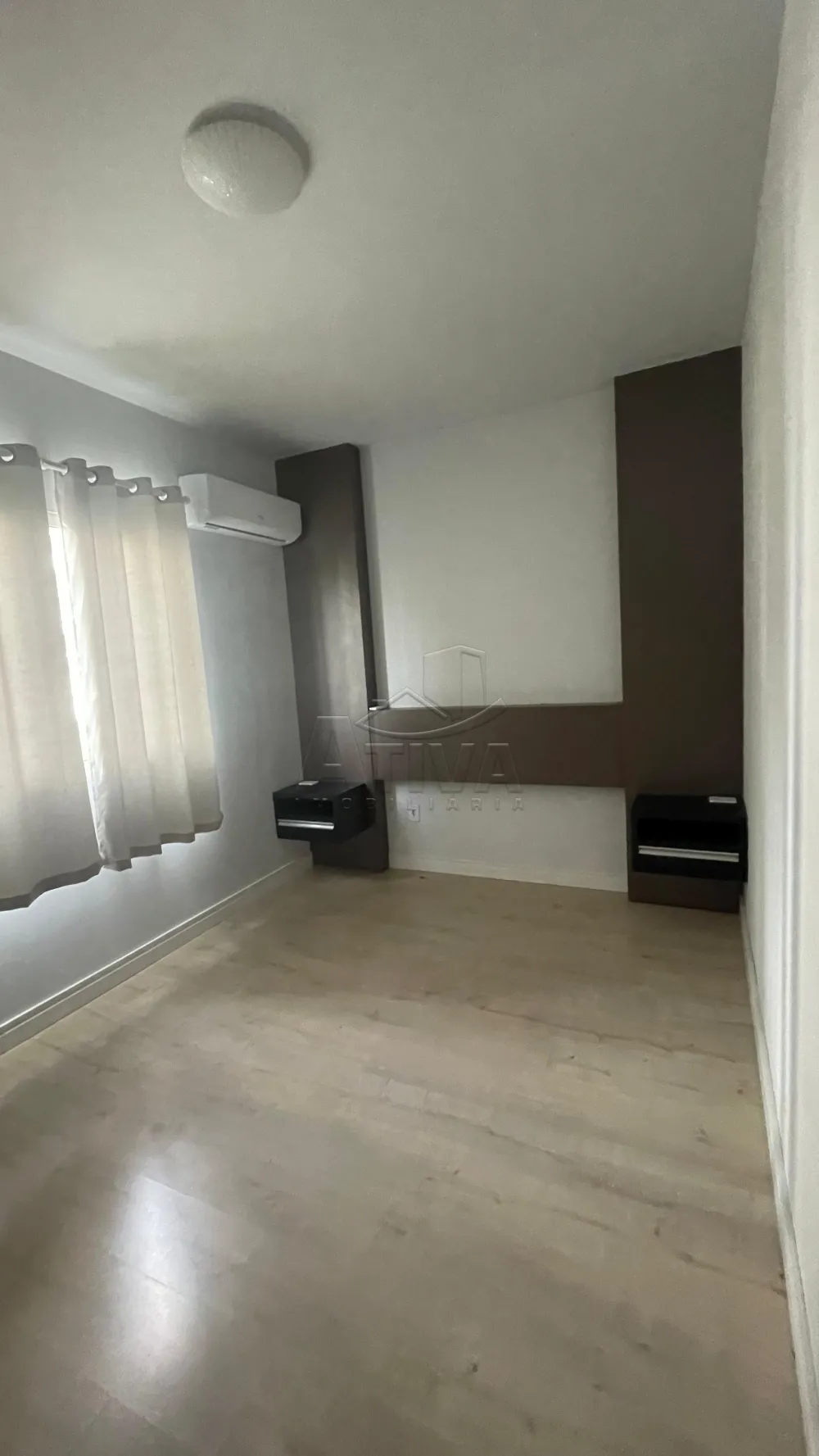 Alugar Apartamento / Padr&atilde;o em Toledo R$ 1.650,00 - Foto 11