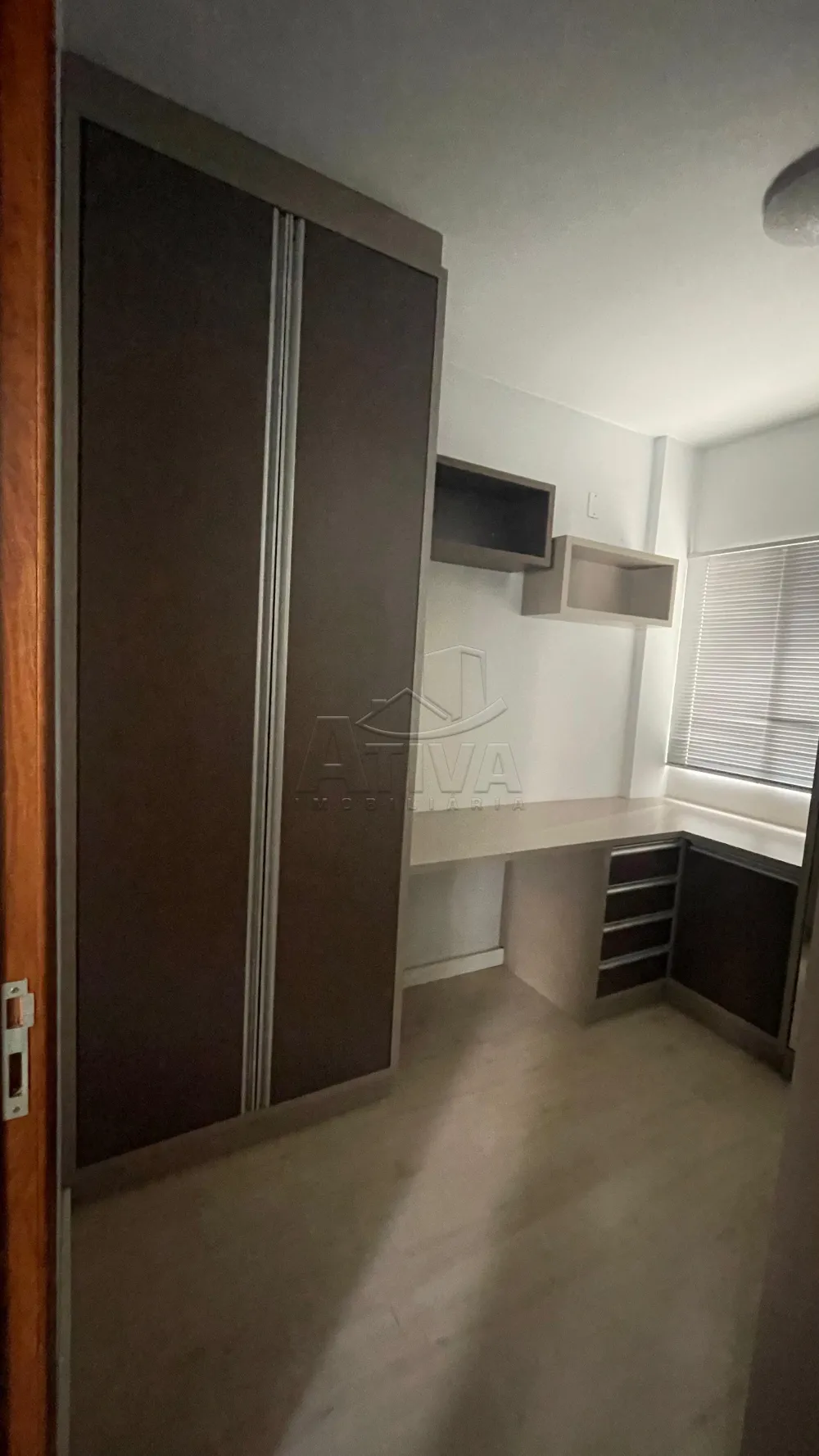Alugar Apartamento / Padr&atilde;o em Toledo R$ 1.650,00 - Foto 12