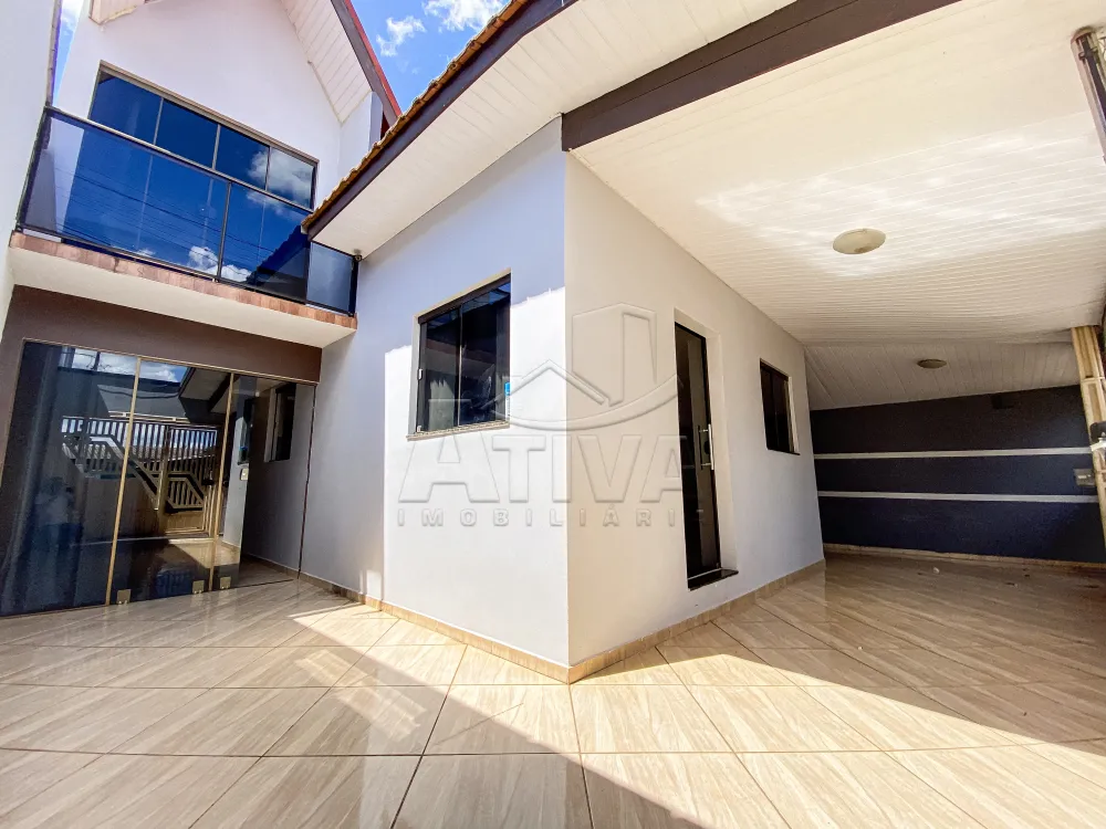 Alugar Casa / Padr&atilde;o em Toledo R$ 2.250,00 - Foto 1