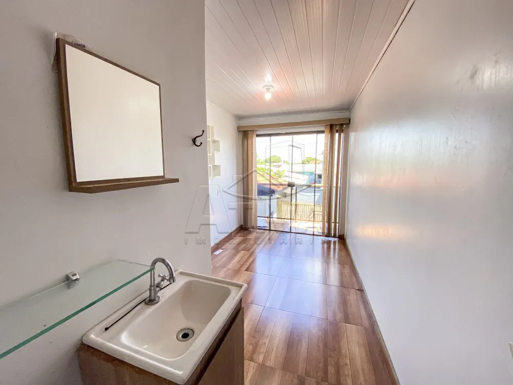 Alugar Casa / Padr&atilde;o em Toledo R$ 2.250,00 - Foto 25