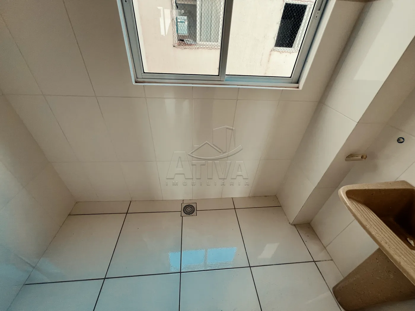 Alugar Apartamento / Padr&atilde;o em Toledo R$ 1.200,00 - Foto 5