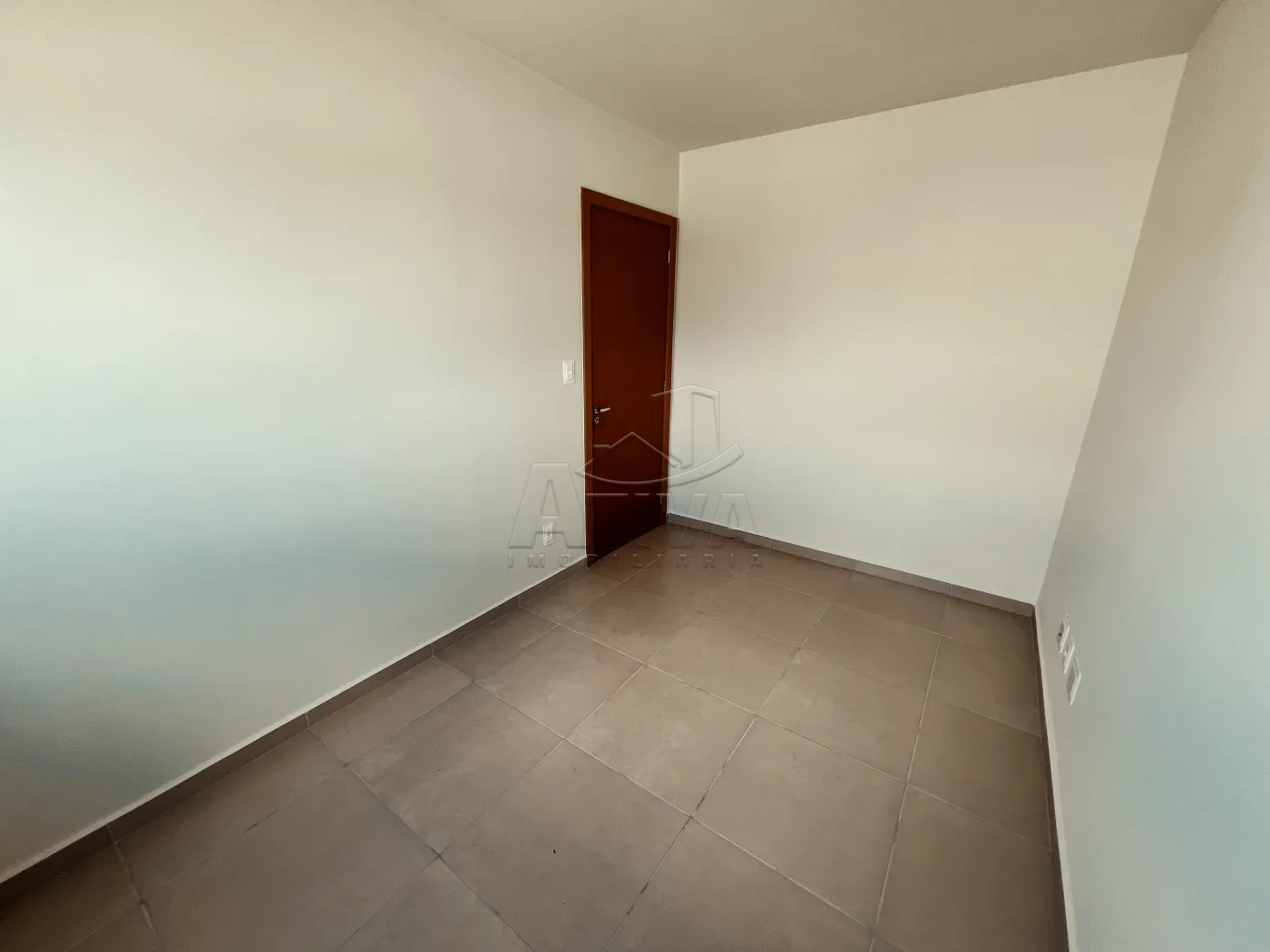 Alugar Apartamento / Padr&atilde;o em Toledo R$ 1.200,00 - Foto 8