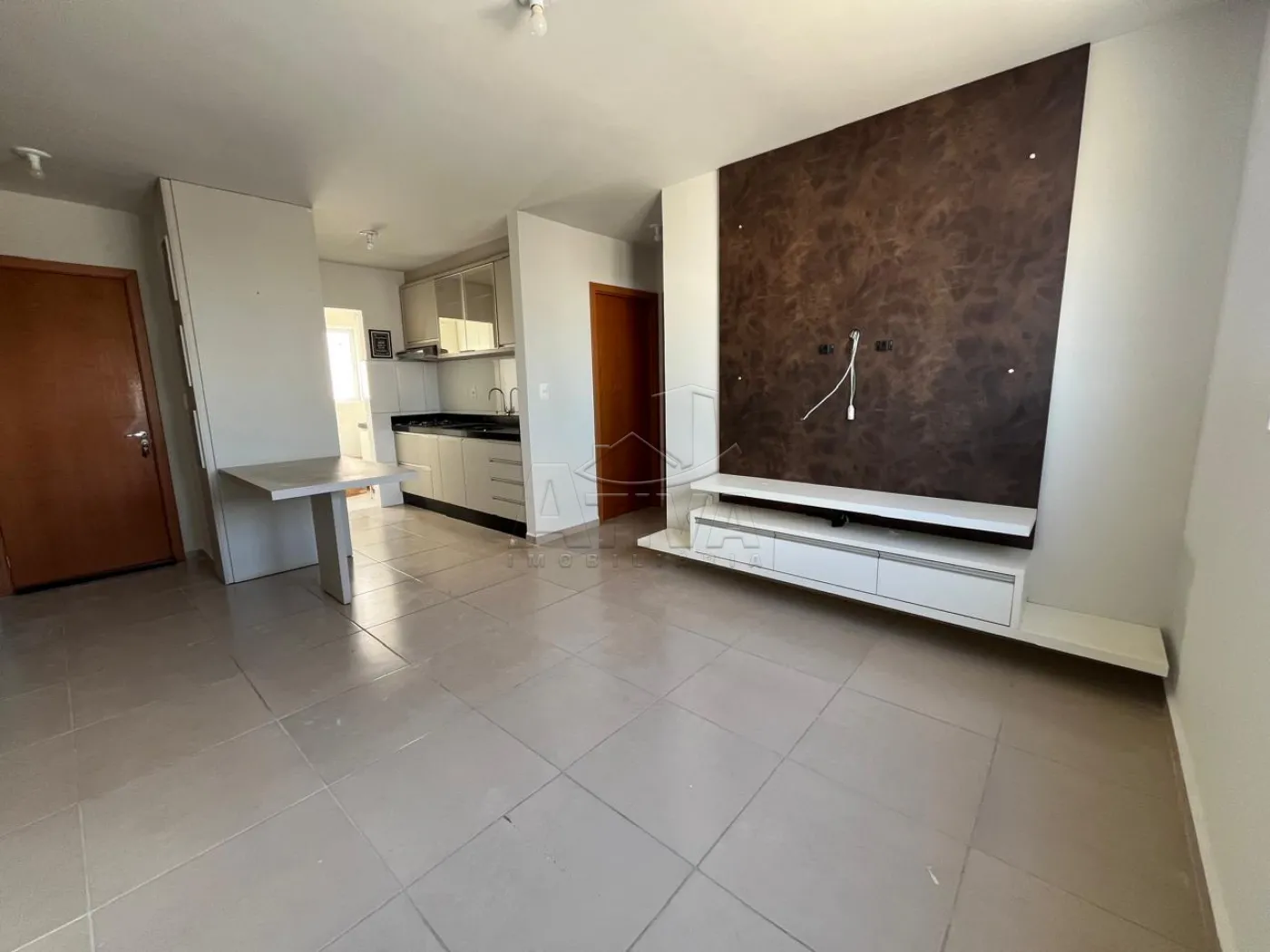 Alugar Apartamento / Padr&atilde;o em Toledo R$ 1.500,00 - Foto 4