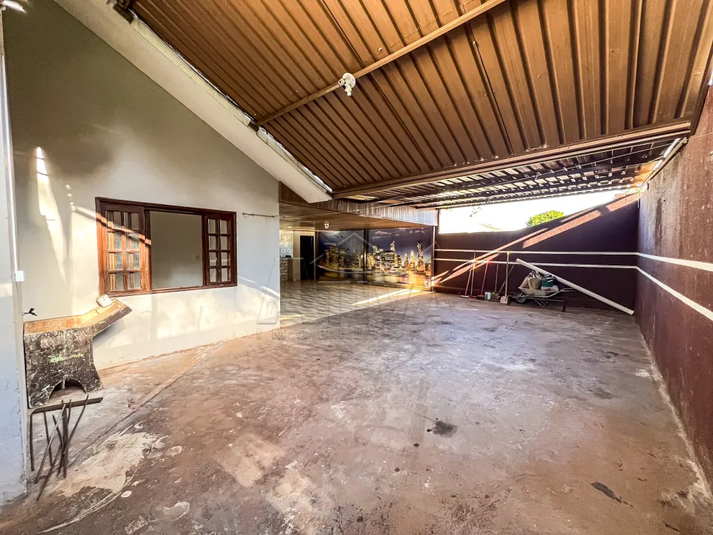 Alugar Casa / Padr&atilde;o em Toledo R$ 3.000,00 - Foto 5