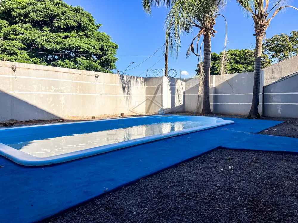 Alugar Casa / Padr&atilde;o em Toledo R$ 3.000,00 - Foto 12