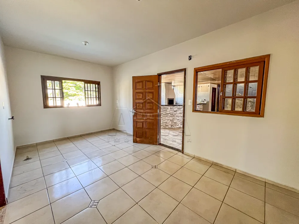 Alugar Casa / Padr&atilde;o em Toledo R$ 3.000,00 - Foto 16