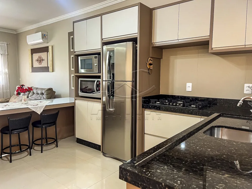 Comprar Casa / Padr&atilde;o em Toledo R$ 850.000,00 - Foto 10