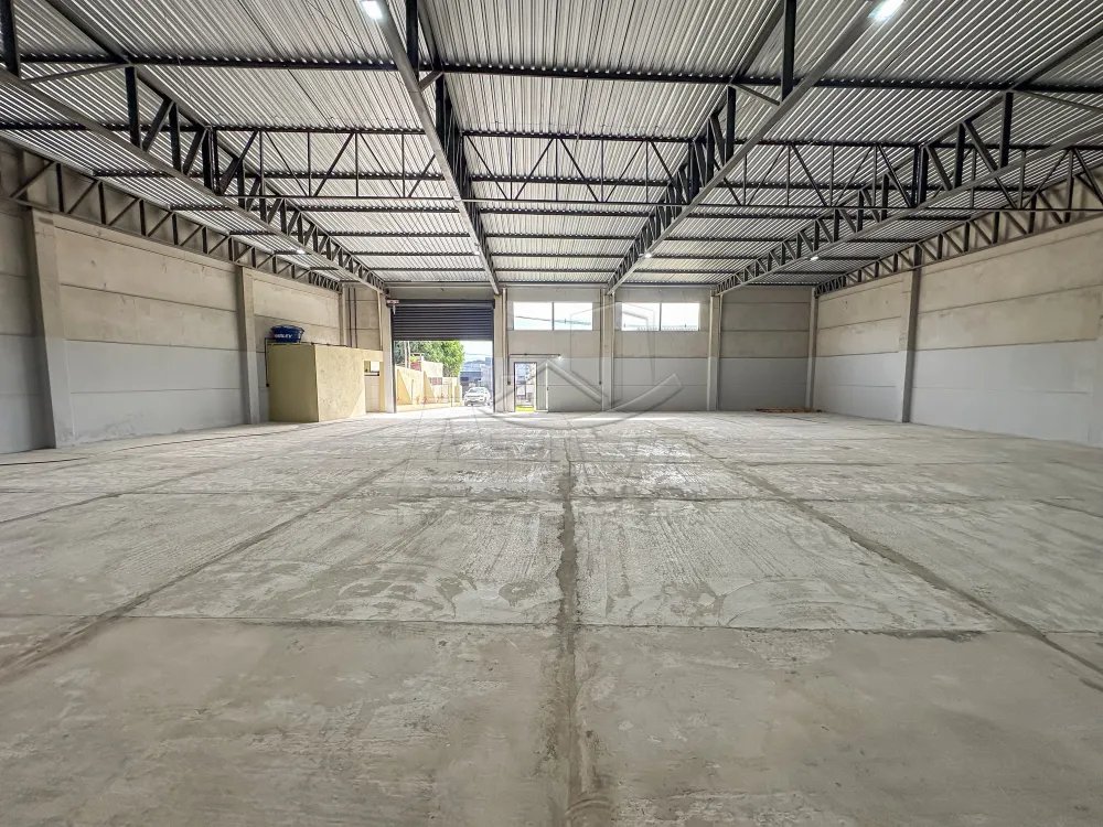 Alugar Comercial / Barrac&atilde;o em Toledo R$ 8.100,00 - Foto 5