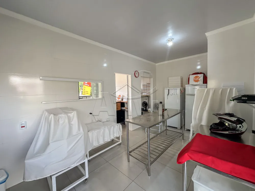 Alugar Comercial / Barrac&atilde;o em Toledo R$ 8.100,00 - Foto 10