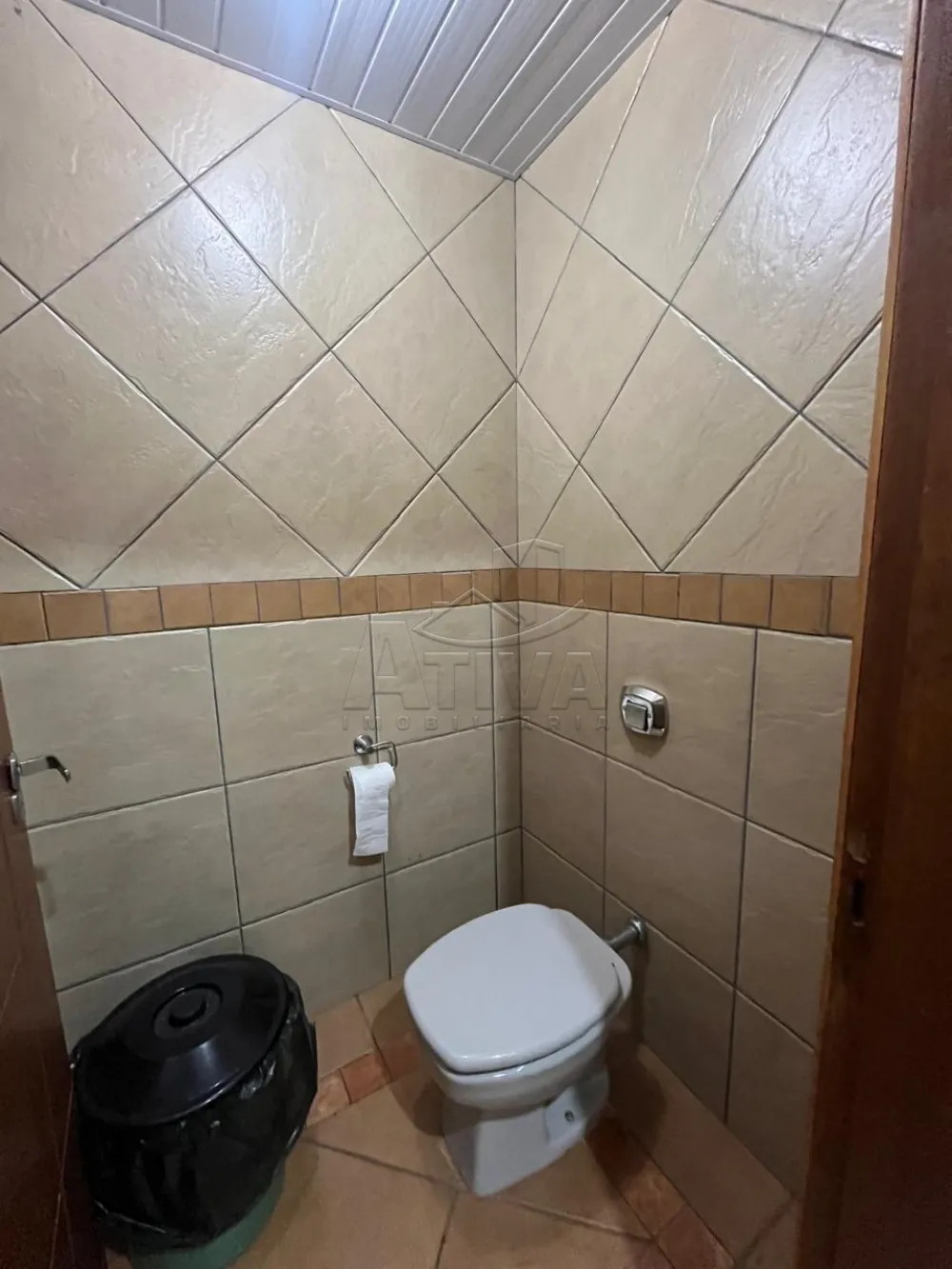 Alugar Comercial / Sala Comercial em Toledo R$ 12.960,00 - Foto 33