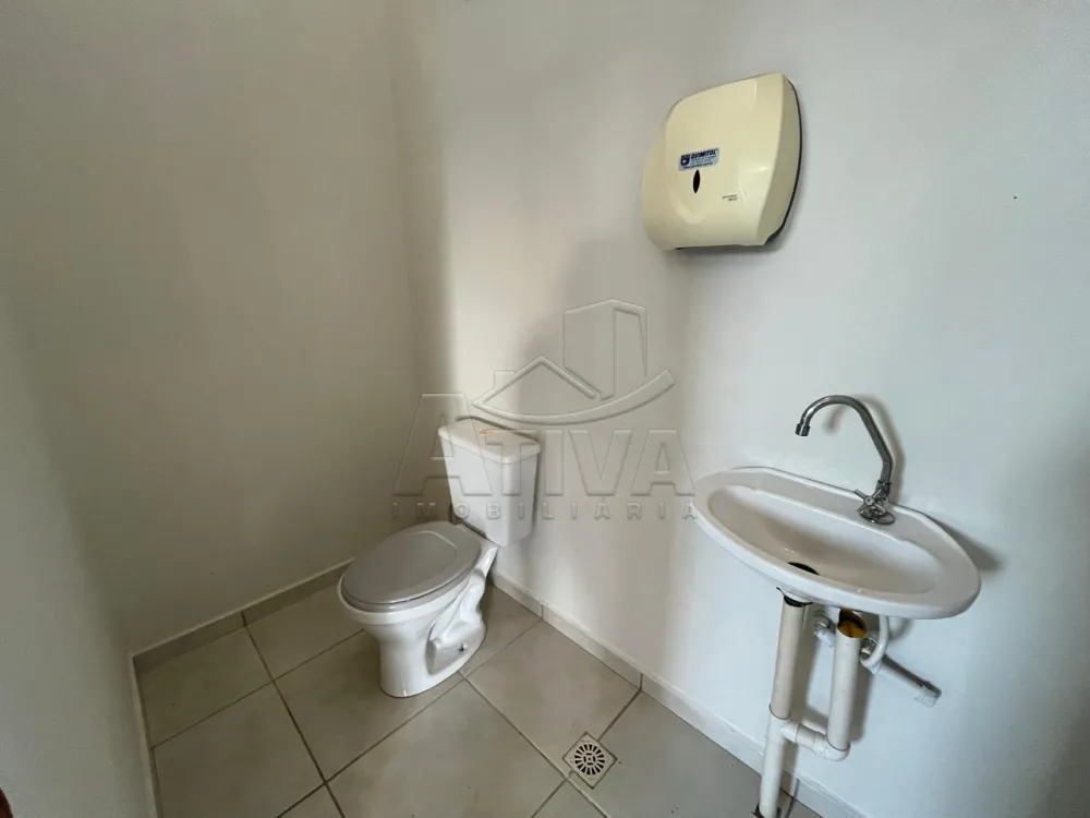 Alugar Comercial / Sala Comercial em Toledo R$ 2.000,00 - Foto 5