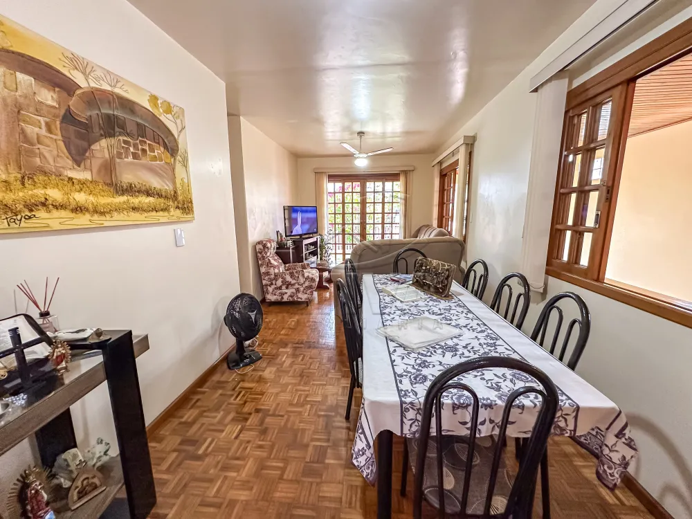 Comprar Casa / Padr&atilde;o em Toledo R$ 750.000,00 - Foto 6