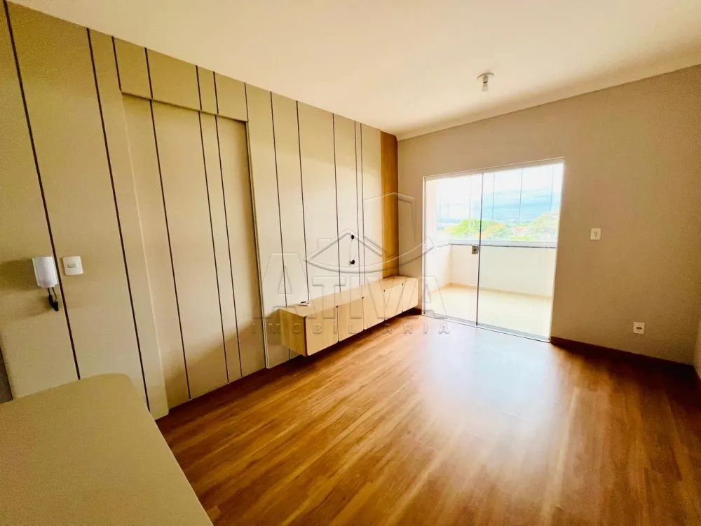 Comprar Apartamento / Padr&atilde;o em Toledo R$ 405.000,00 - Foto 4